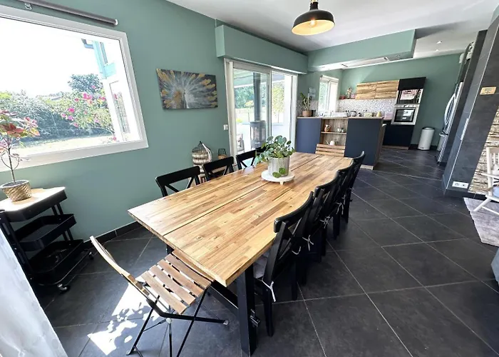 Semesterbostad La Plume Enchantee